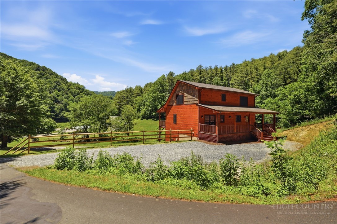 167 Apple Cove Road Property Photo 3