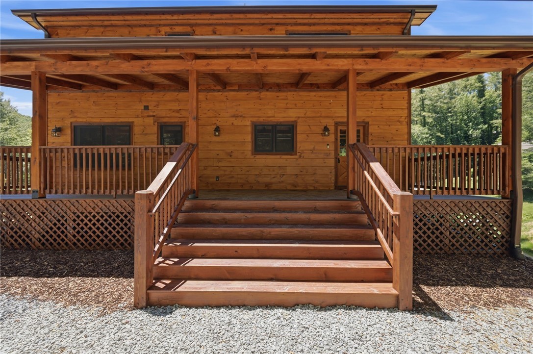 167 Apple Cove Road Property Photo 4