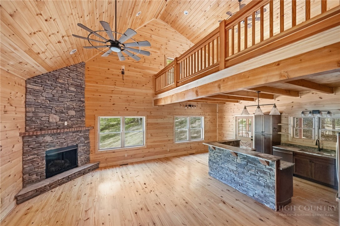 167 Apple Cove Road Property Photo 13