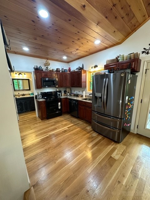 470 Rocky Top Ln. Property Photo 34