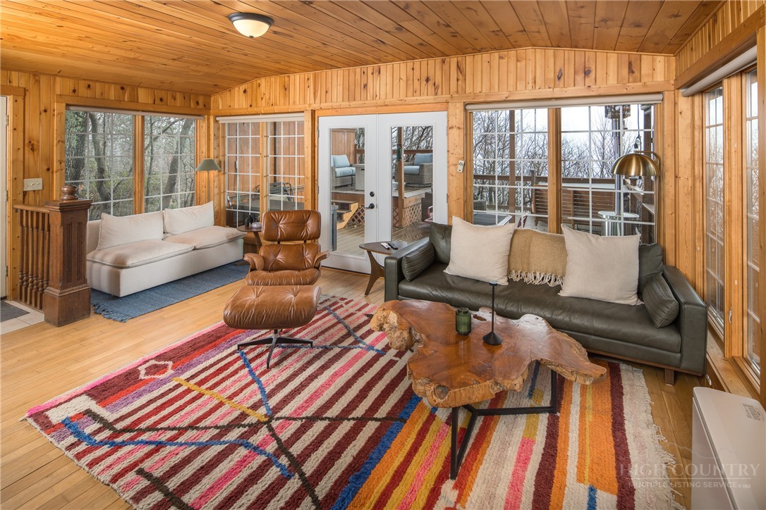 280 Chinkapin Ridge Property Photo 7