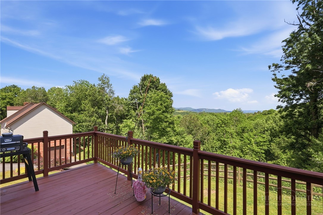 104 Northridge Drive Property Photo 33