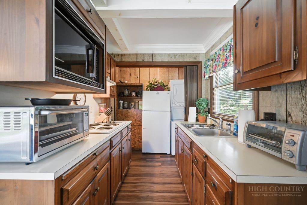 84 Pine Ridge Loop Property Photo 6