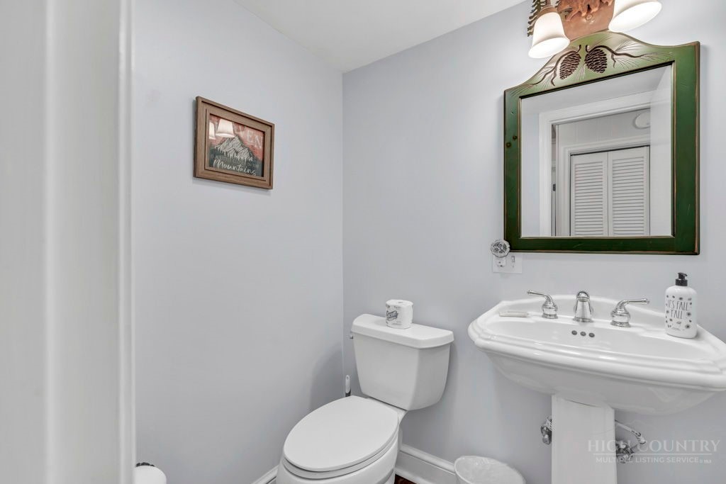 101 Golf View Drive A-1 Property Photo 17