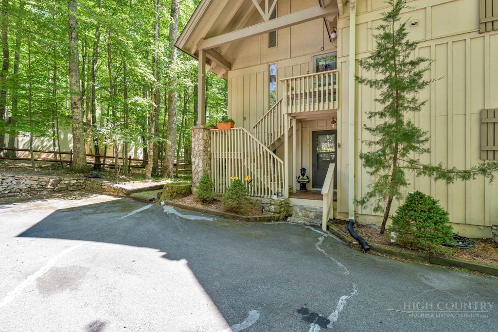 101 Golf View Drive A-1 Property Photo 32