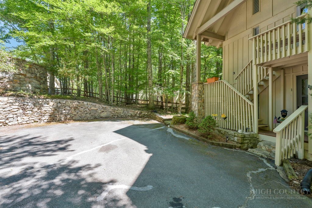 101 Golf View Drive A-1 Property Photo 33