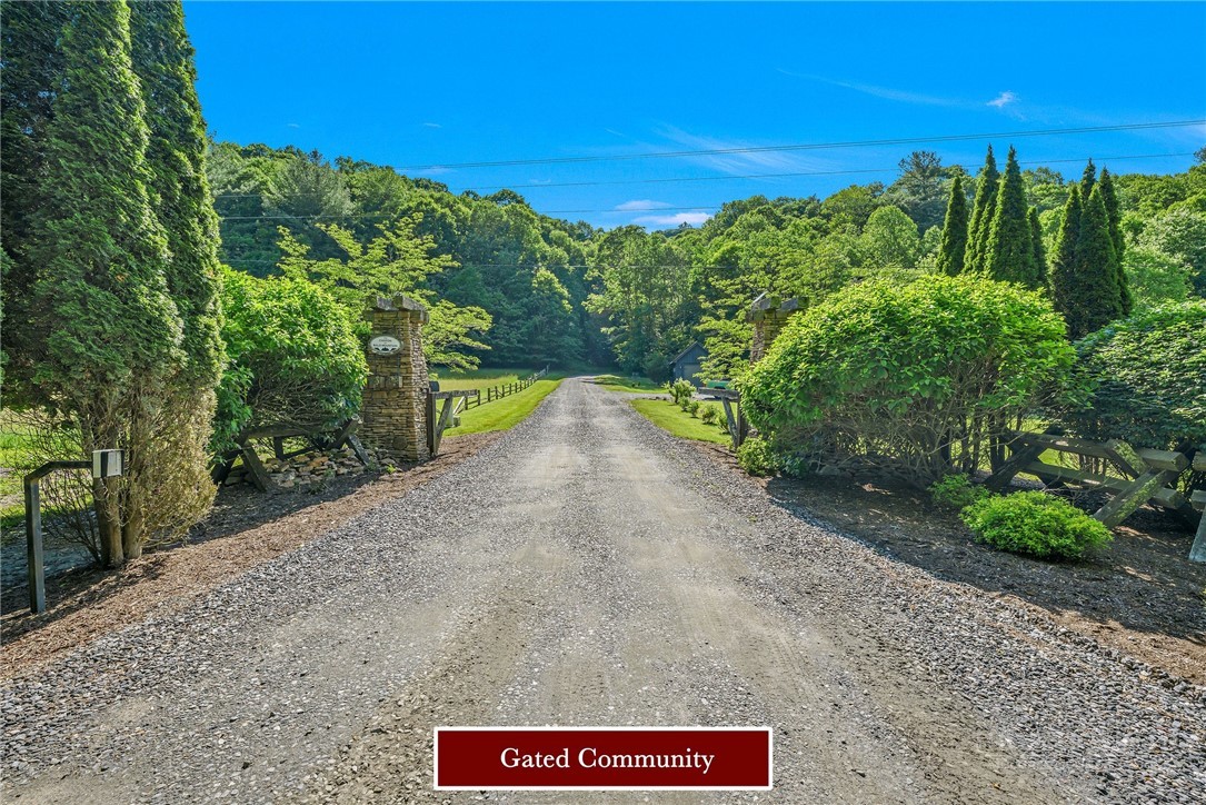 Lot 12 Lauren Glen Trail