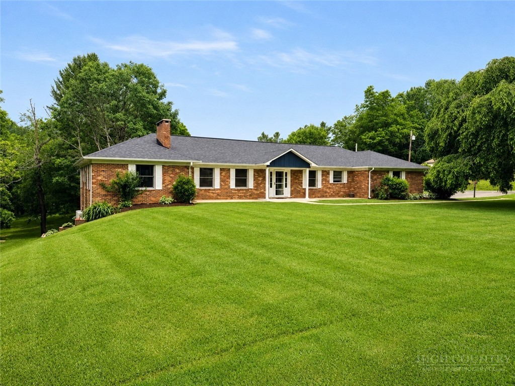 19 Carson Blvd Property Photo 1