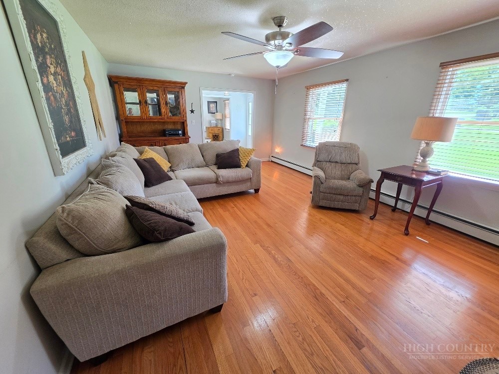 19 Carson Blvd Property Photo 8