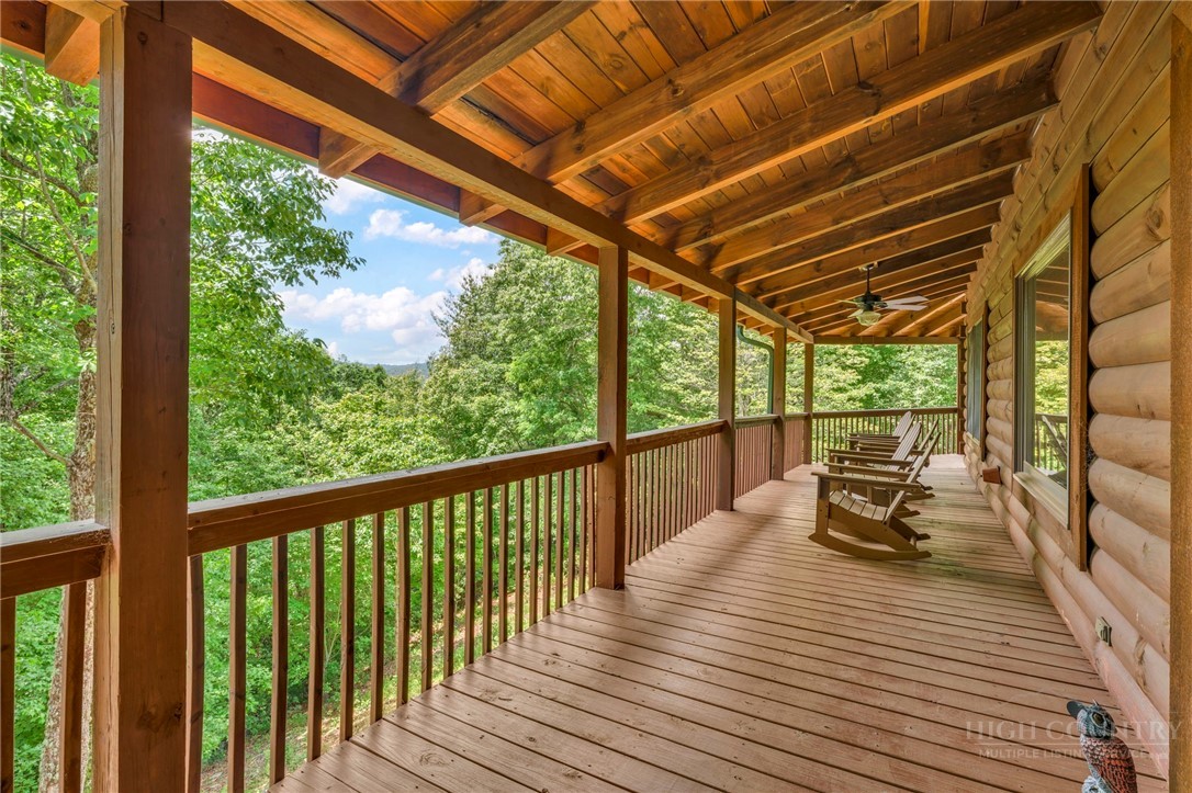 328 Nile Park Drive Property Photo 6