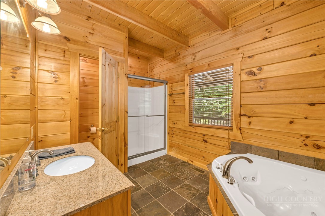 328 Nile Park Drive Property Photo 23