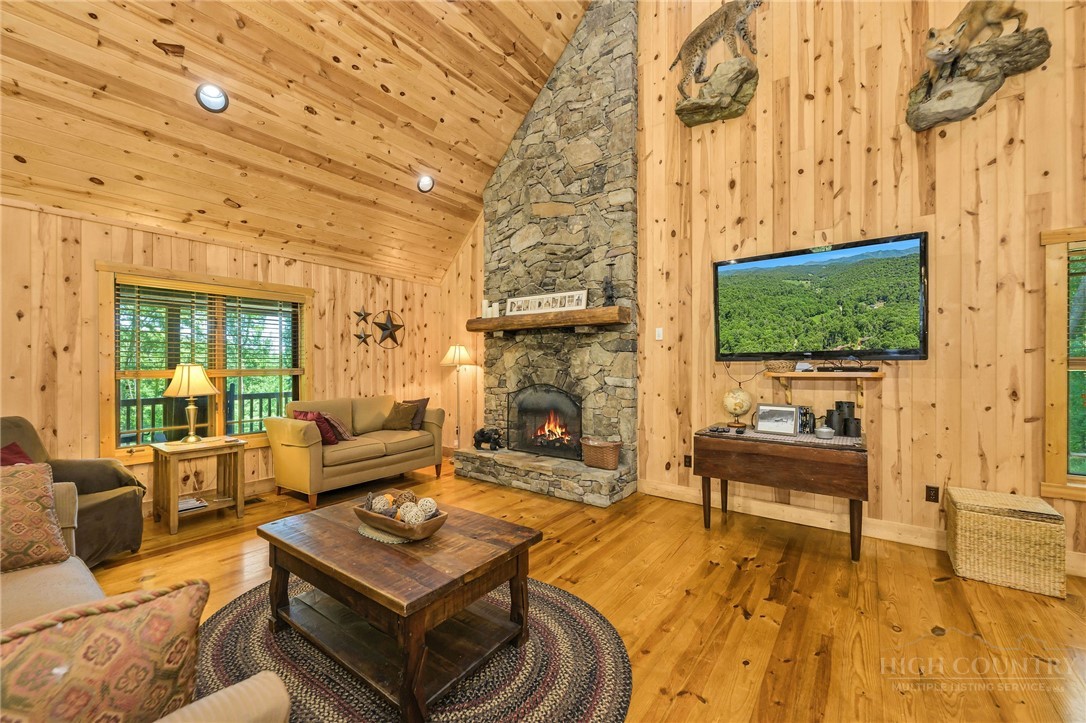 4098 Roundabout Road Property Photo 13
