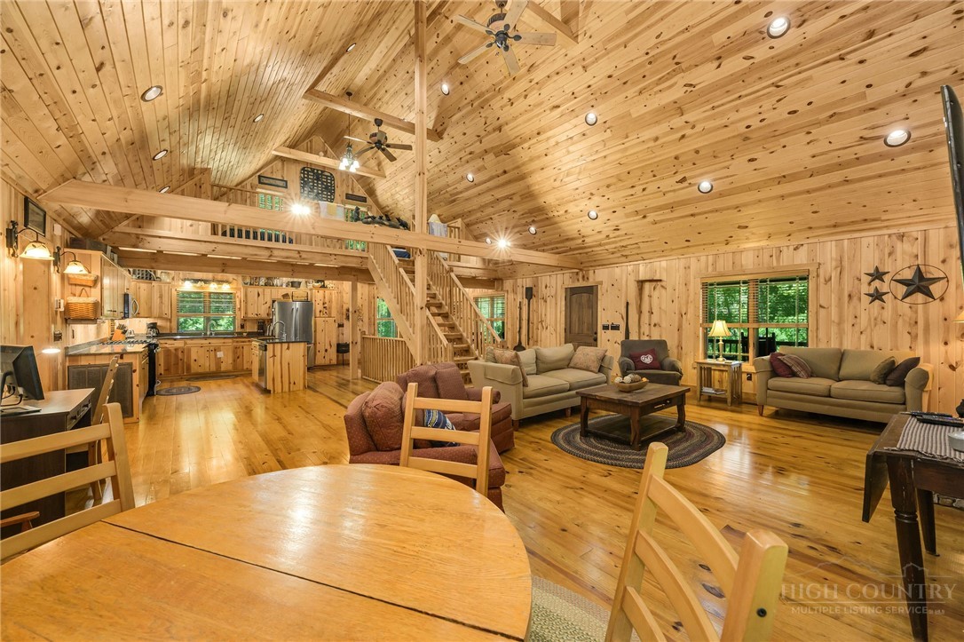 4098 Roundabout Road Property Photo 17