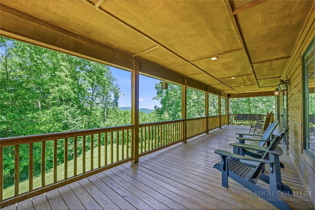 4098 Roundabout Road Property Photo 19
