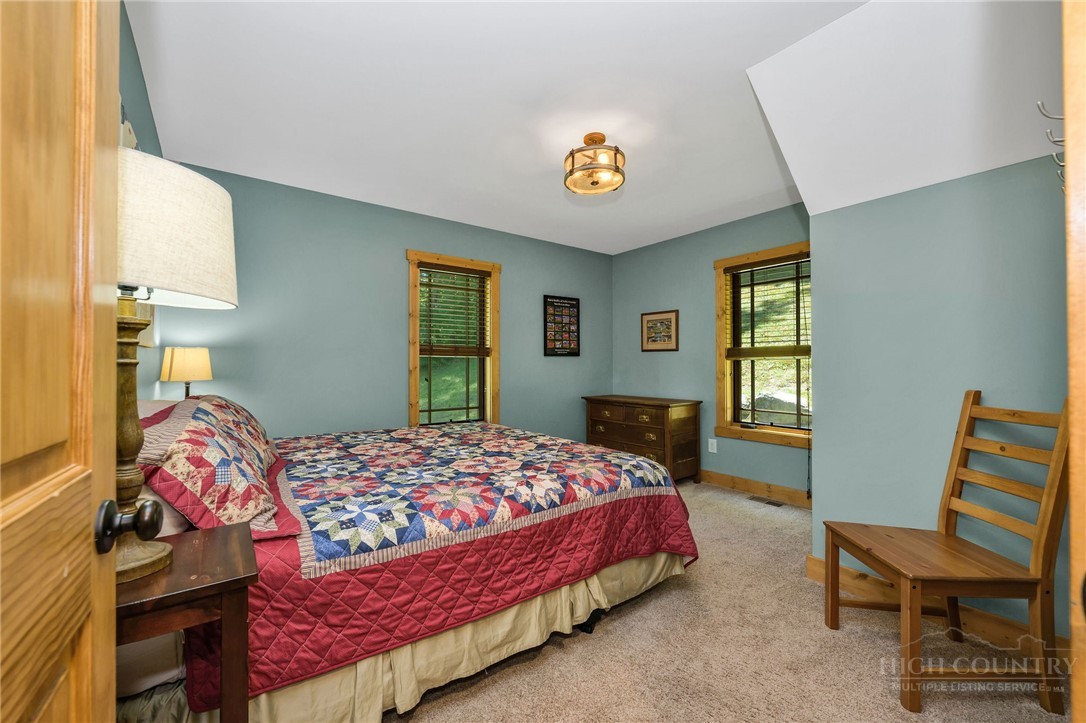 4098 Roundabout Road Property Photo 20