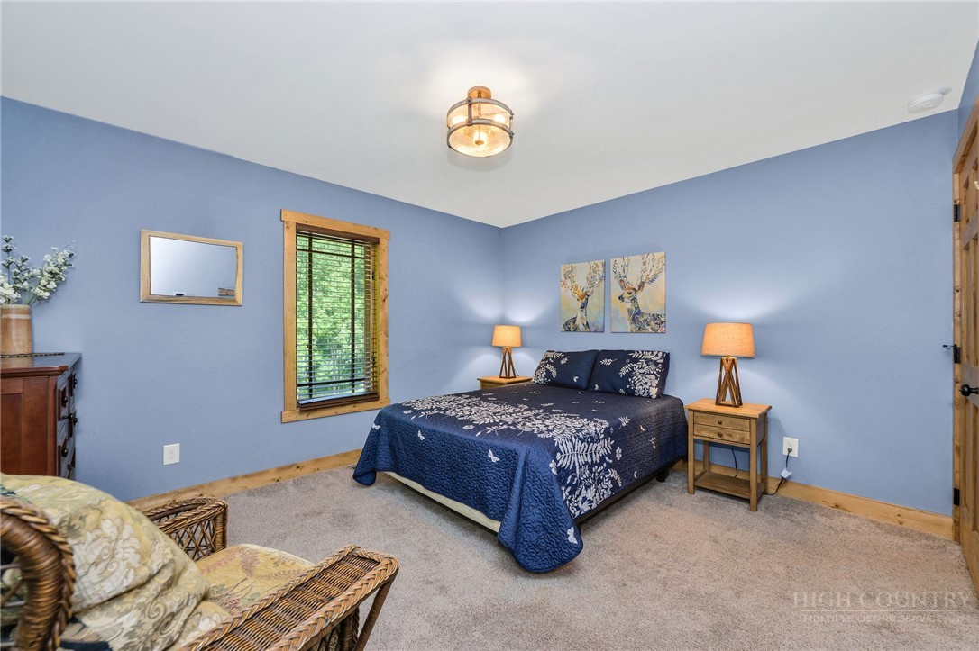4098 Roundabout Road Property Photo 25