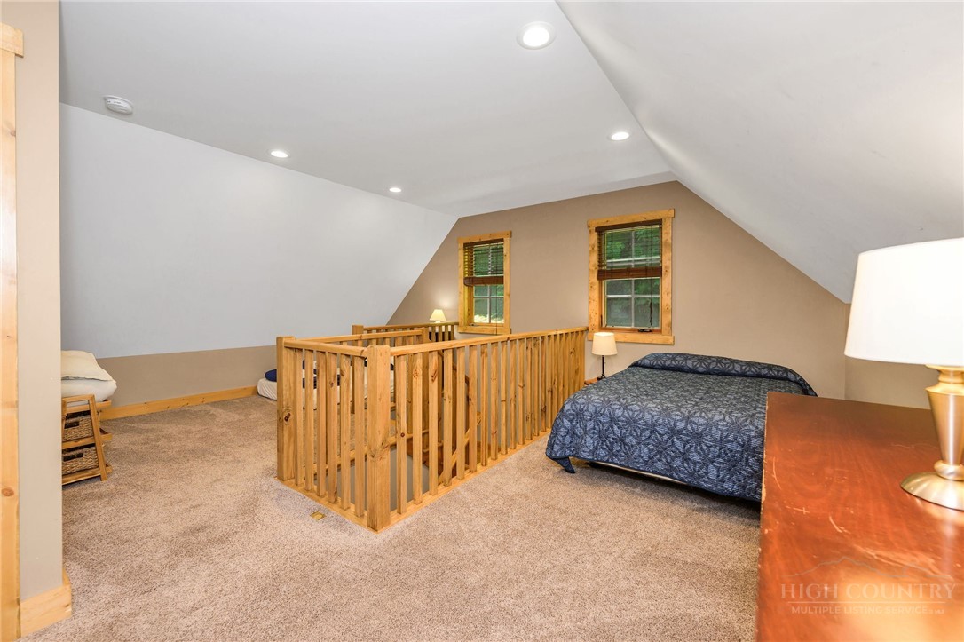 4098 Roundabout Road Property Photo 27