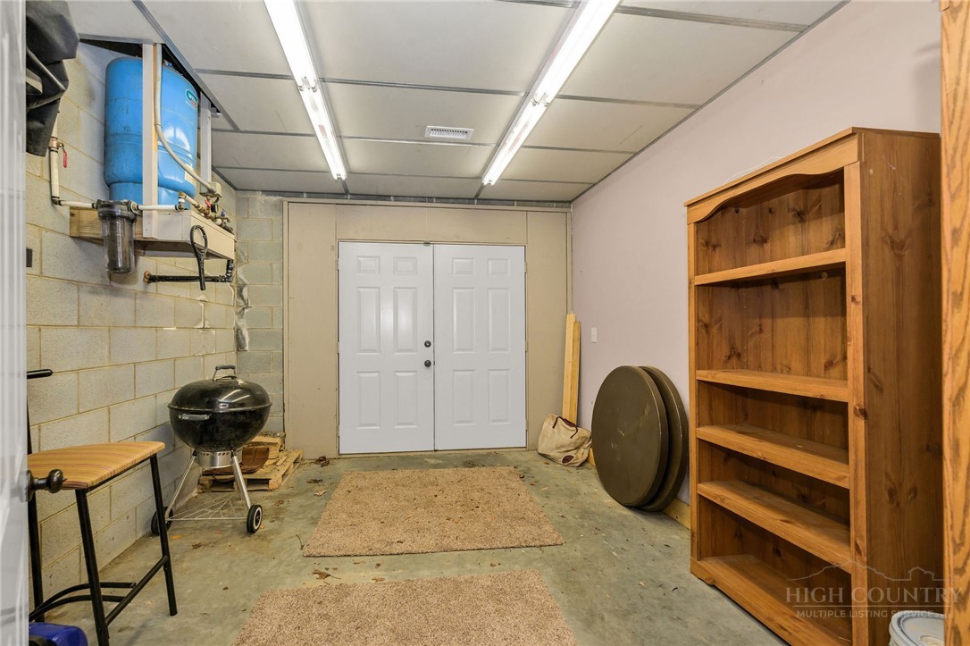 4098 Roundabout Road Property Photo 45