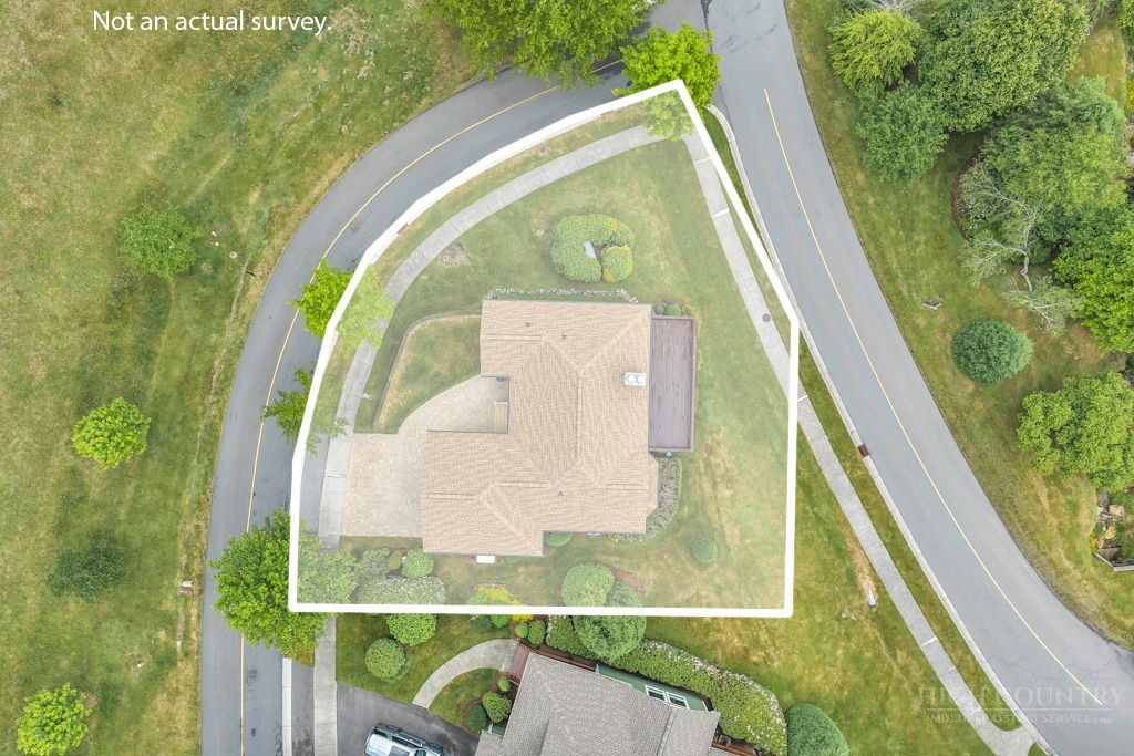 123 Liberty Lane Property Photo 3