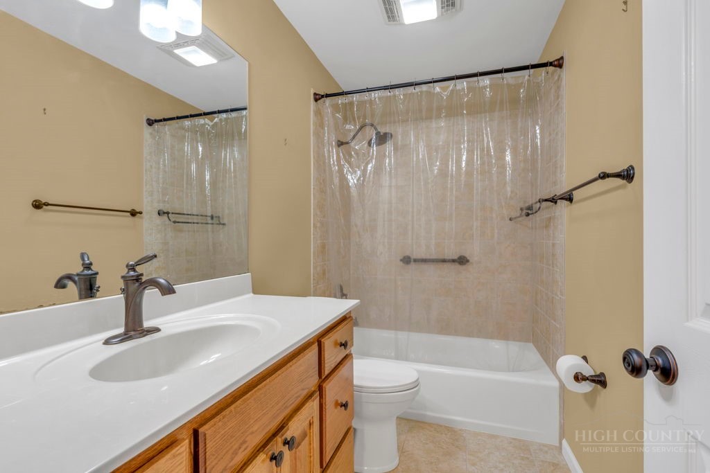123 Liberty Lane Property Photo 43