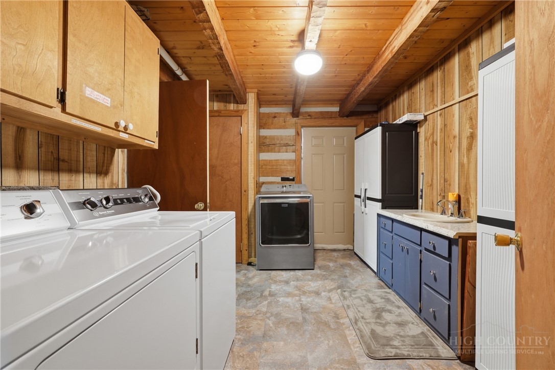 2146 Nc Highway 194 Highway Property Photo 44