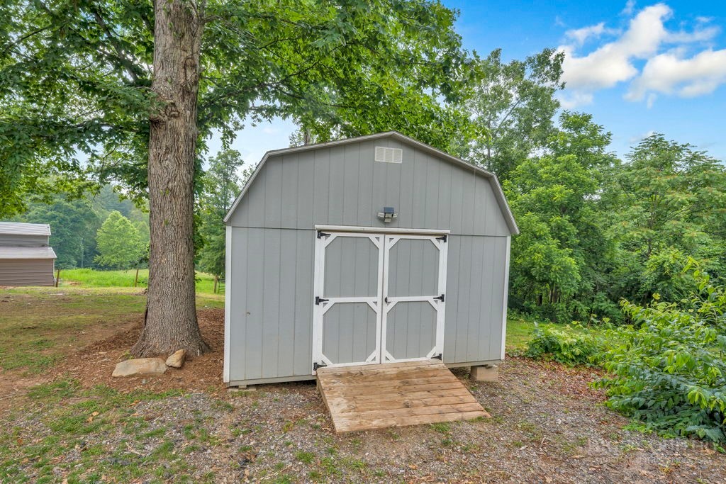 374 Deer Lane Property Photo 21