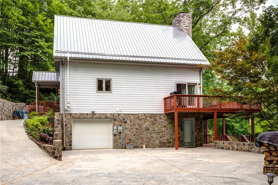 2038 Bell Mountain Road Property Photo 6