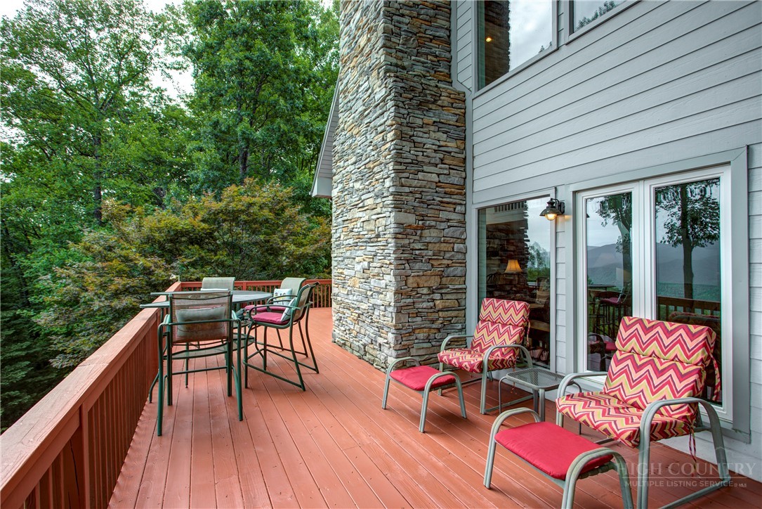 2038 Bell Mountain Road Property Photo 9