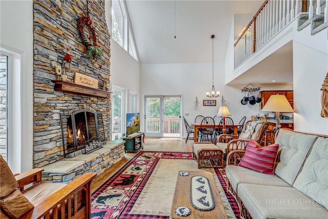2038 Bell Mountain Road Property Photo 14