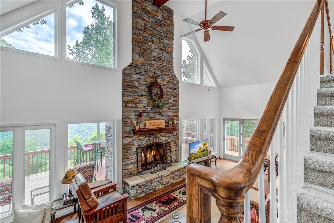 2038 Bell Mountain Road Property Photo 15