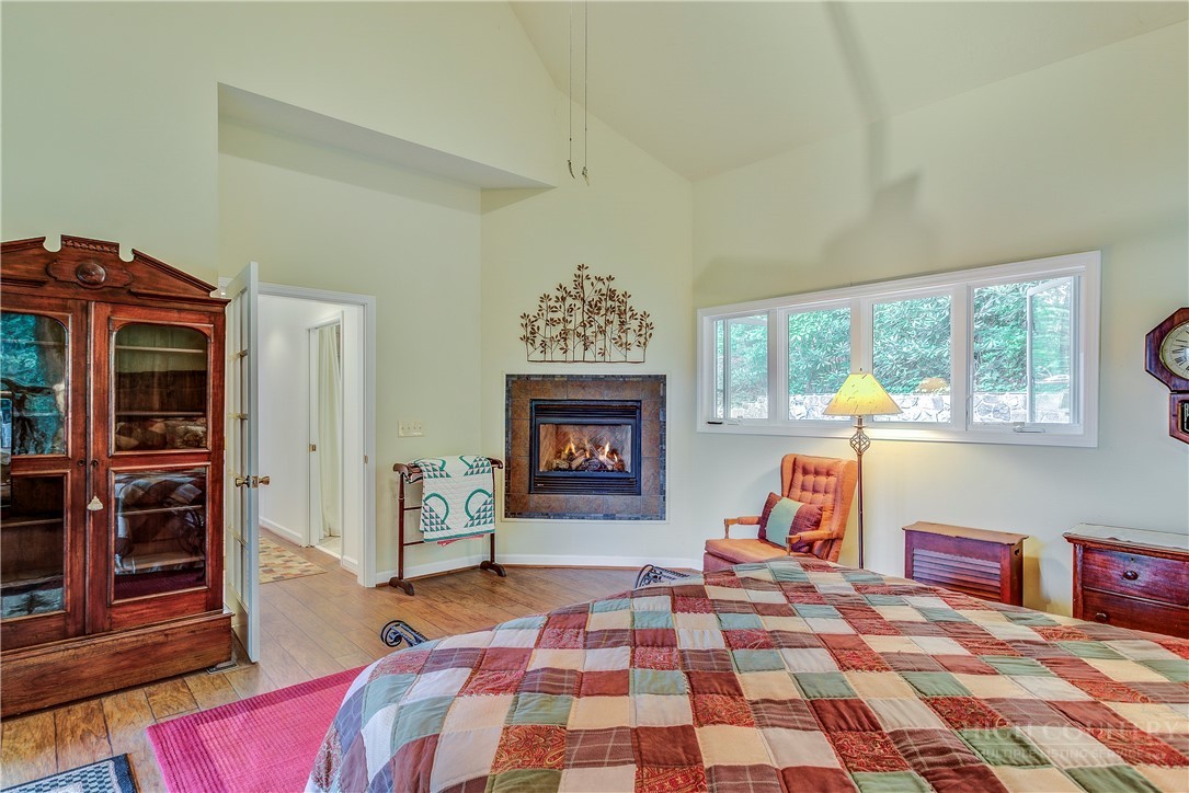 2038 Bell Mountain Road Property Photo 25