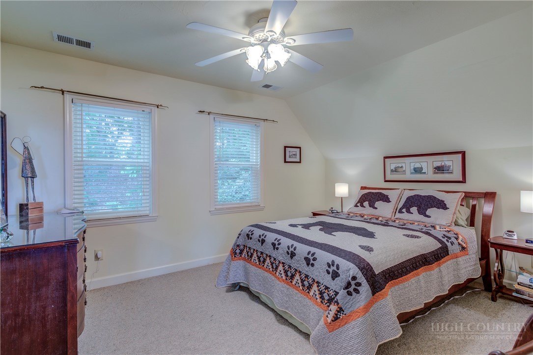 2038 Bell Mountain Road Property Photo 35