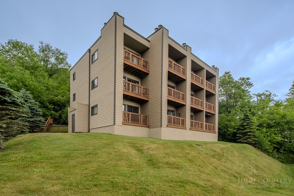 101 Sugar Ski Drive 111 Property Photo 3