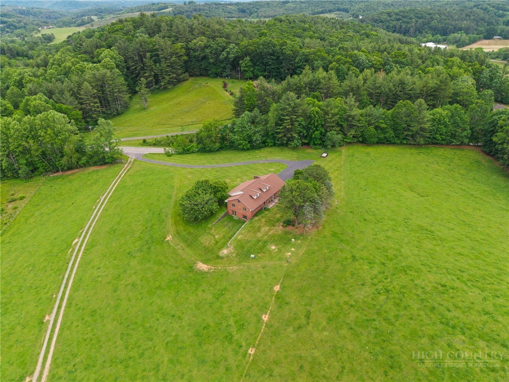 1701 Nc Highway 16 N Property Photo 7