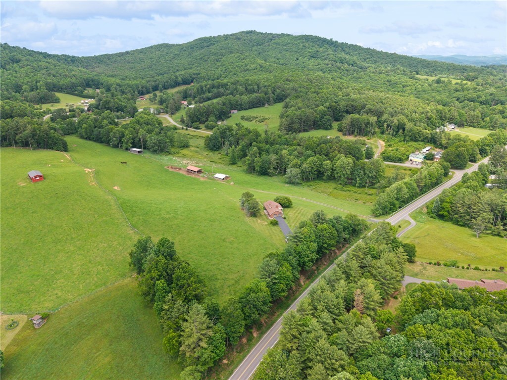 1701 Nc Highway 16 N Property Photo 10
