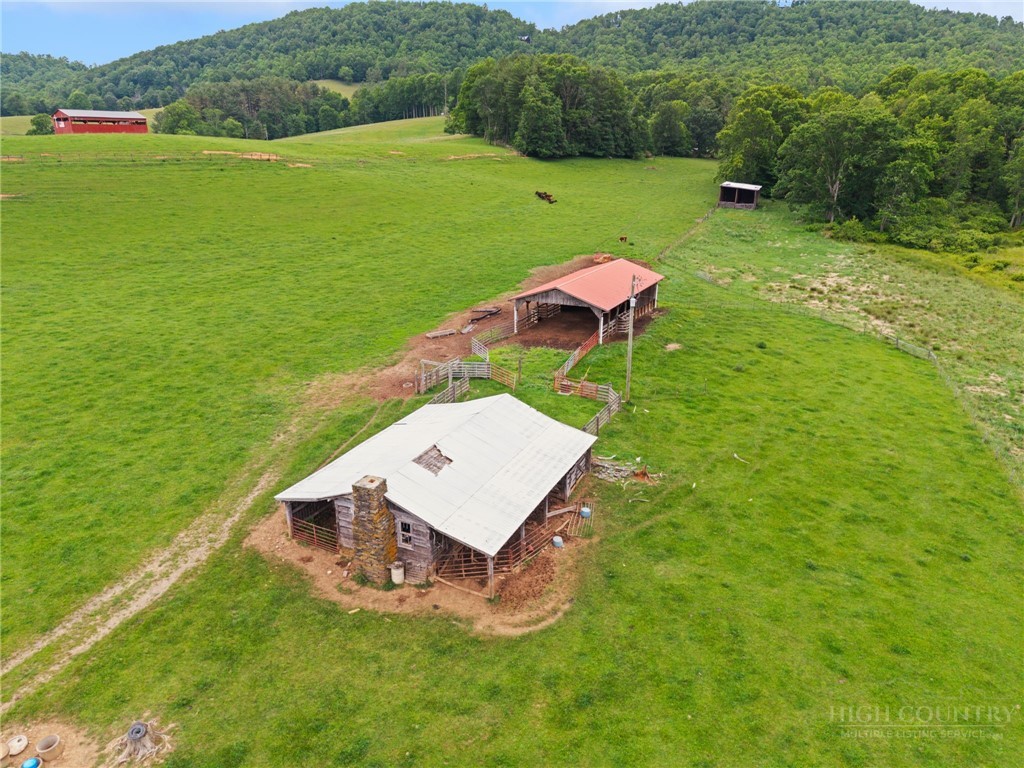 1701 Nc Highway 16 N Property Photo 15