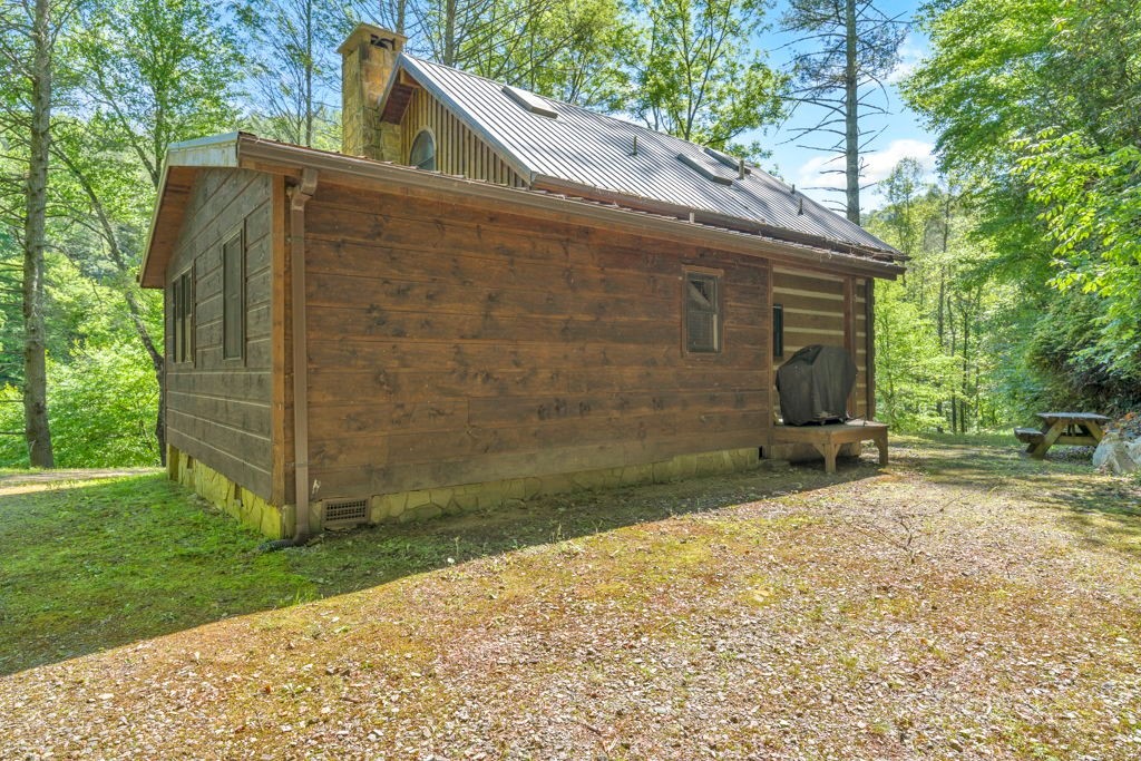 711 Meadow Road Property Photo 5