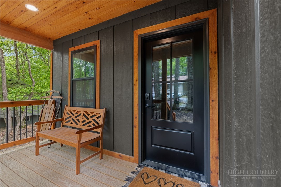 100 Teaberry Trail Property Photo 2