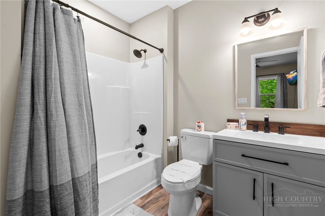 100 Teaberry Trail Property Photo 15