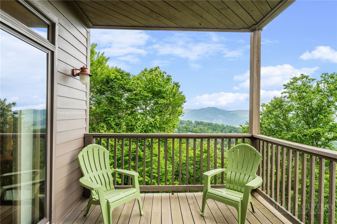 146 Pleasant View 10-C Property Photo 1