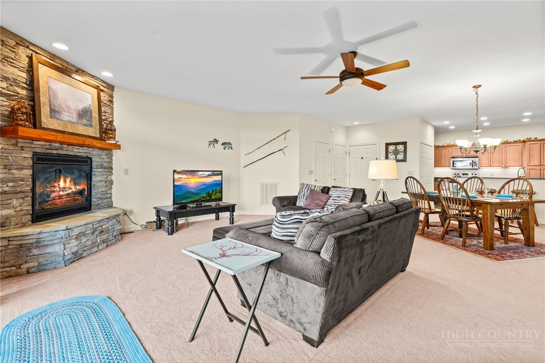 146 Pleasant View 10-c Property Photo 8