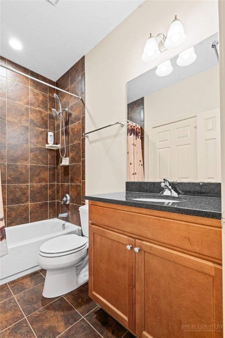 146 Pleasant View 10-c Property Photo 26