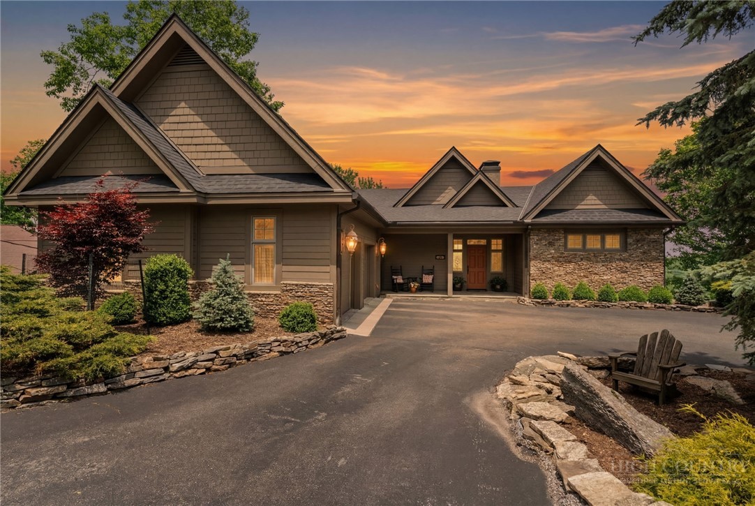 132 Grassy Gap Loop Road Property Photo 1