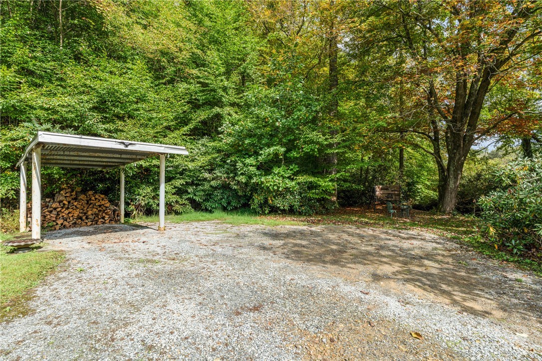 1794 Highway 105 Property Photo 12