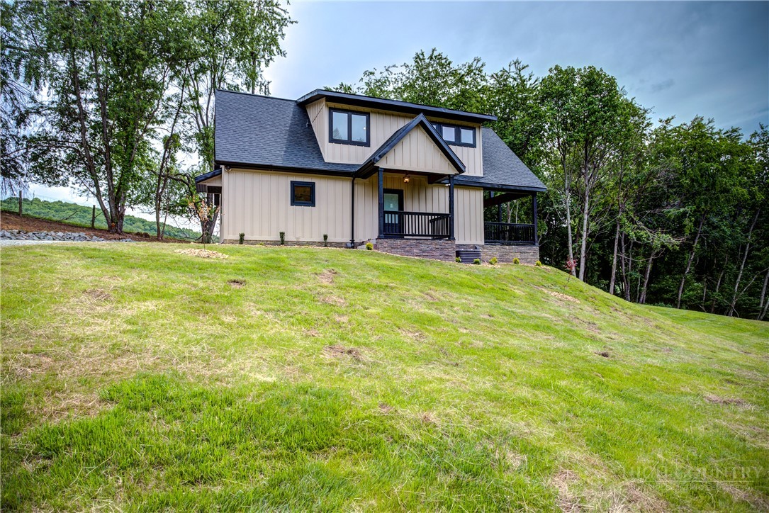 180 Twin Oaks Mountain Boulevard Property Photo 3