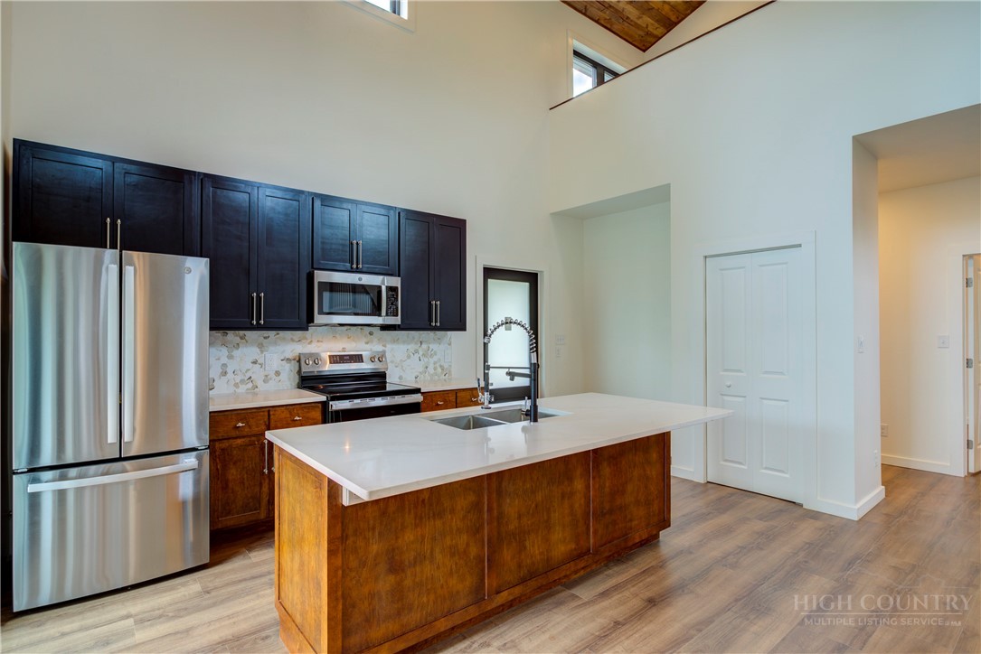 180 Twin Oaks Mountain Boulevard Property Photo 24