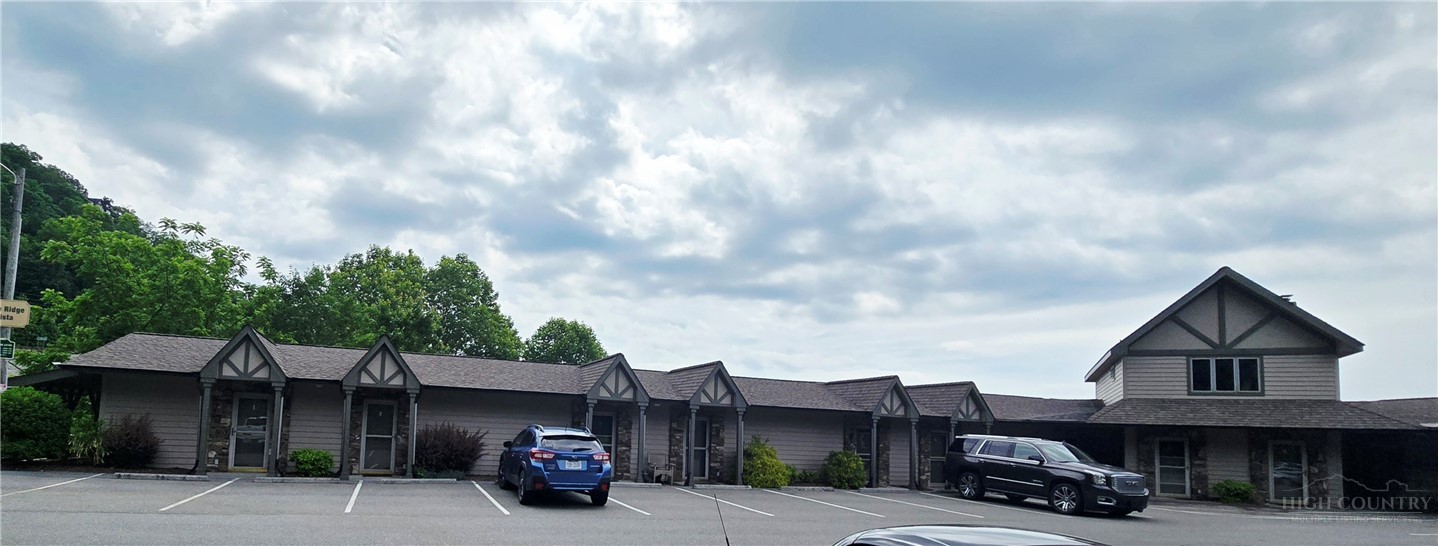 5854 Blowing Rock Boulevard 2 Property Photo 2