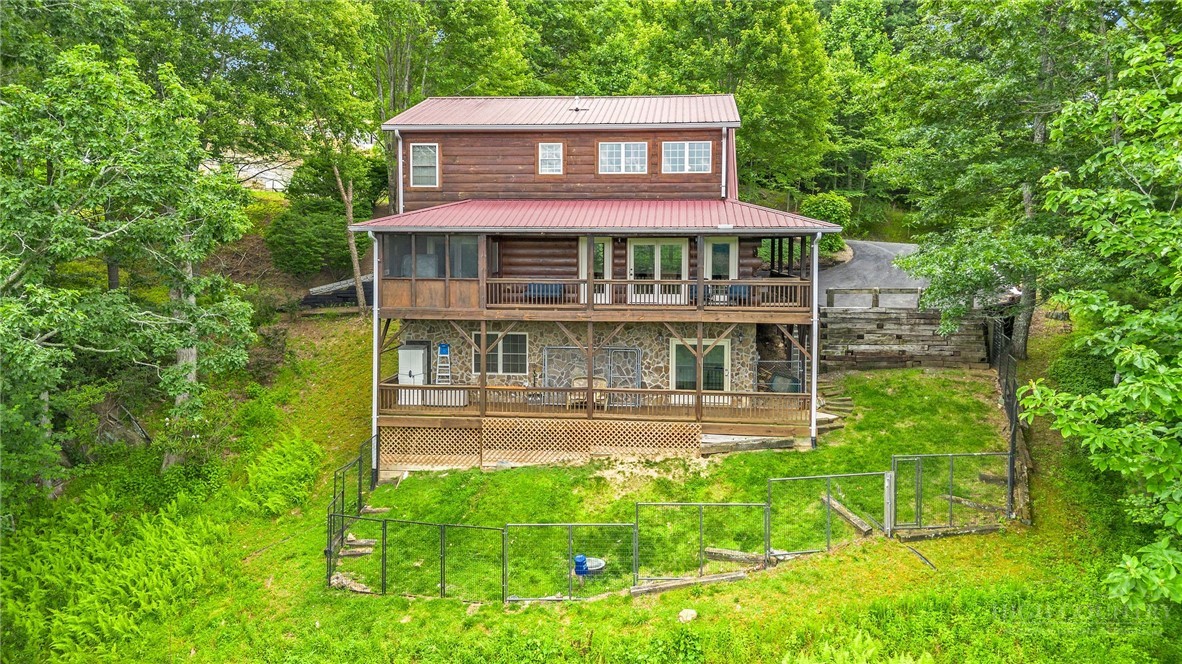 573 Canawhay Drive Property Photo 4
