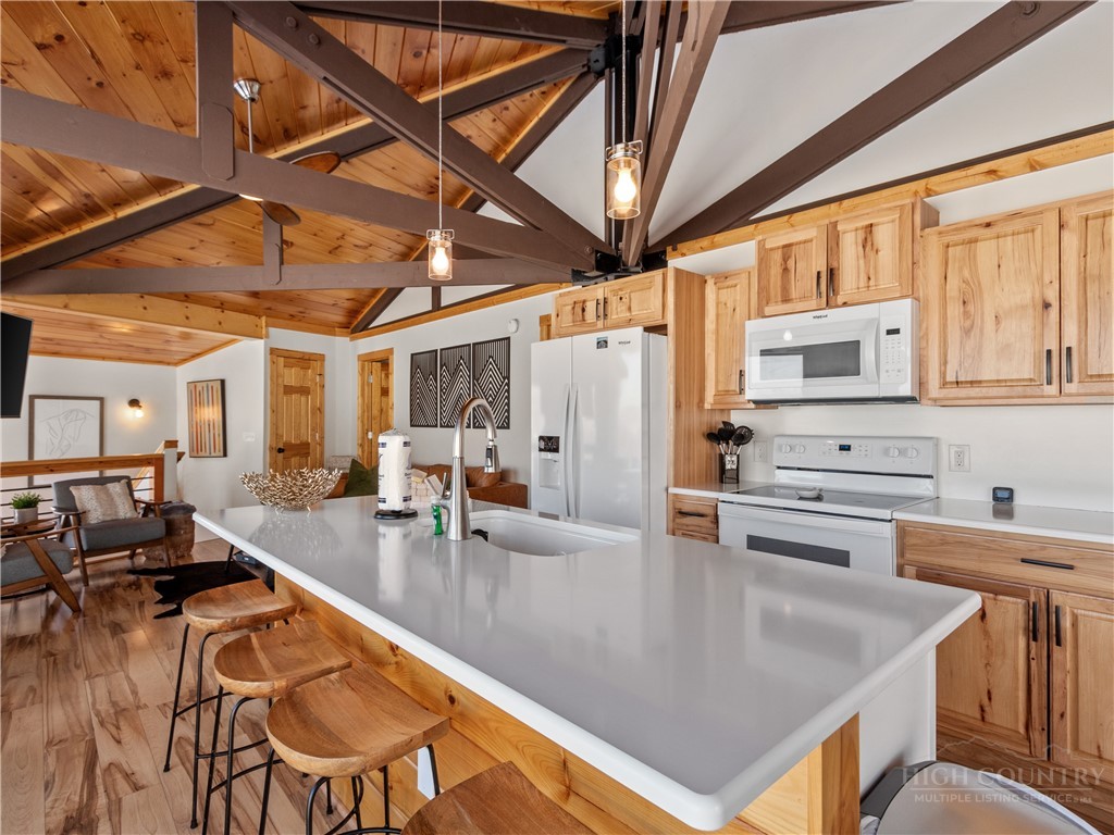 630 Briarcliff Property Photo 8