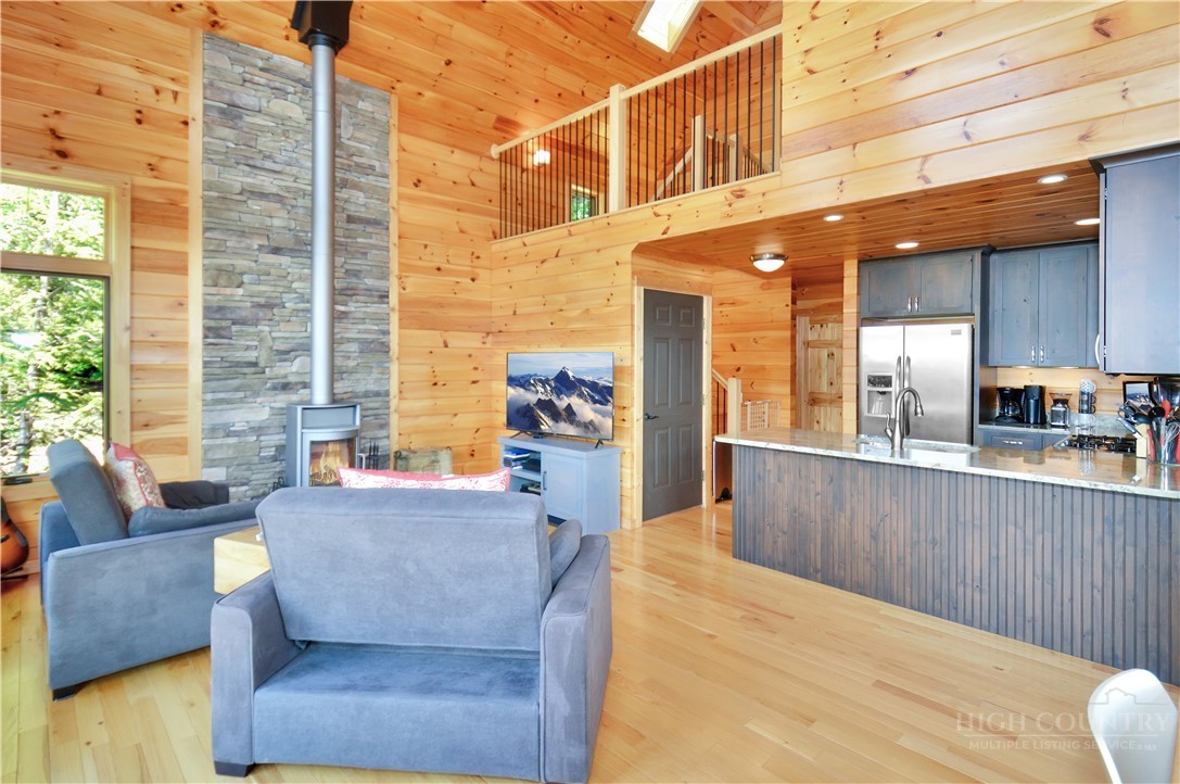 6365 Julius Drive Property Photo 10